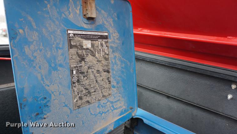 image for item DB0492 2006 Kenworth T300 service truck with crane