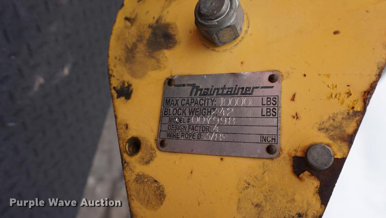 image for item DB0492 2006 Kenworth T300 service truck with crane