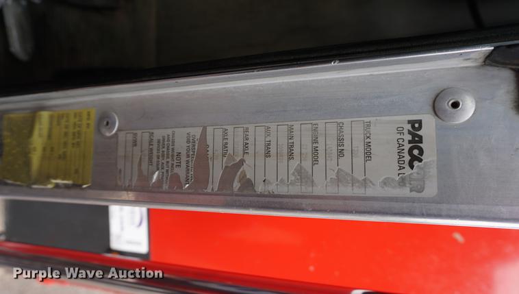 image for item DB0492 2006 Kenworth T300 service truck with crane