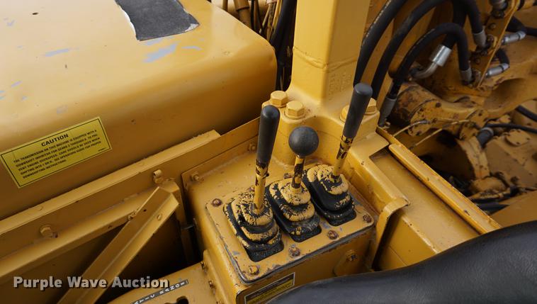 image for item DB0495 1976 Caterpillar 621B conventional scraper