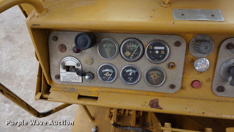 image for item DB0495 1976 Caterpillar 621B conventional scraper