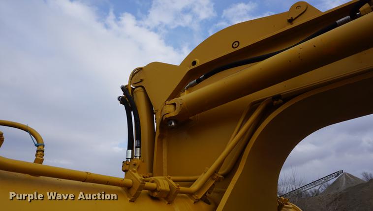 image for item DB0495 1976 Caterpillar 621B conventional scraper