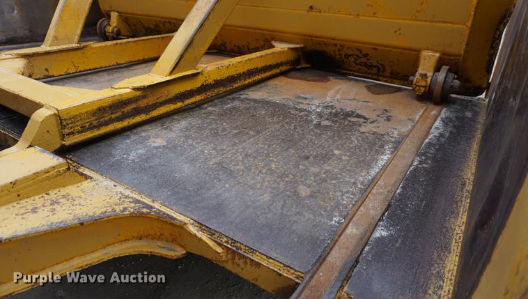 image for item DB0495 1976 Caterpillar 621B conventional scraper