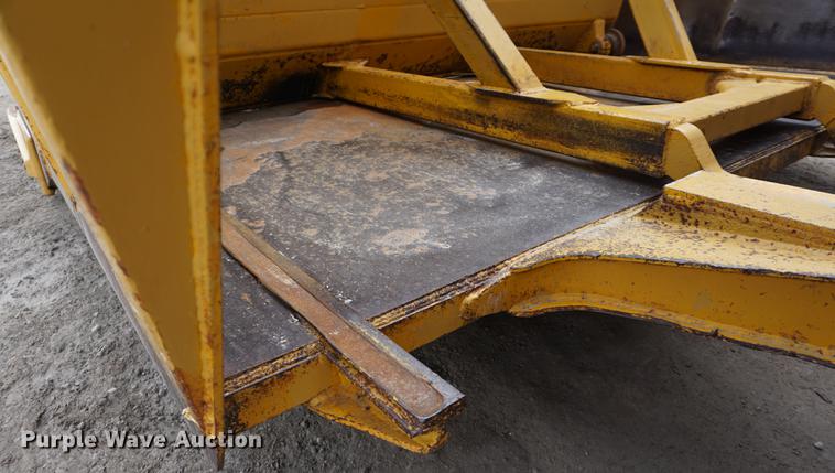 image for item DB0495 1976 Caterpillar 621B conventional scraper