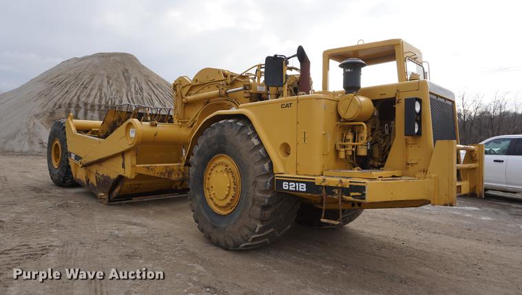 image for item DB0496 1985 Caterpillar 621B conventional scraper