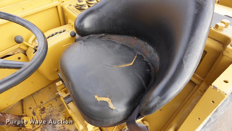 image for item DB0496 1985 Caterpillar 621B conventional scraper