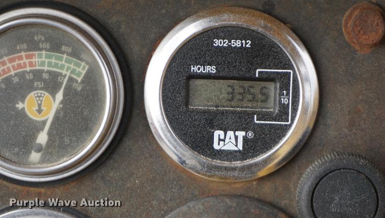 image for item DB0496 1985 Caterpillar 621B conventional scraper