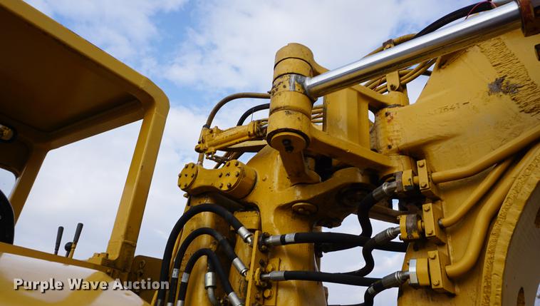 image for item DB0496 1985 Caterpillar 621B conventional scraper