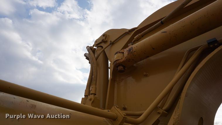image for item DB0496 1985 Caterpillar 621B conventional scraper