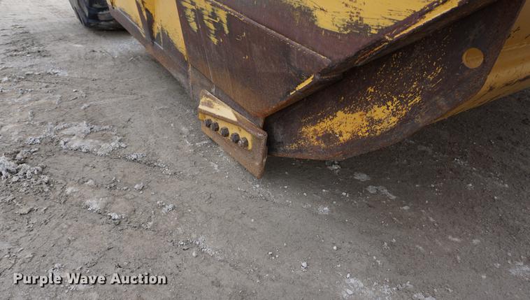 image for item DB0496 1985 Caterpillar 621B conventional scraper