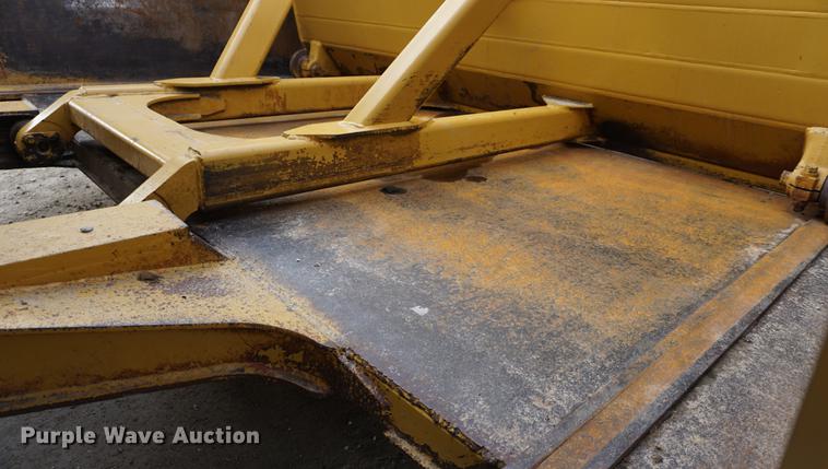 image for item DB0496 1985 Caterpillar 621B conventional scraper