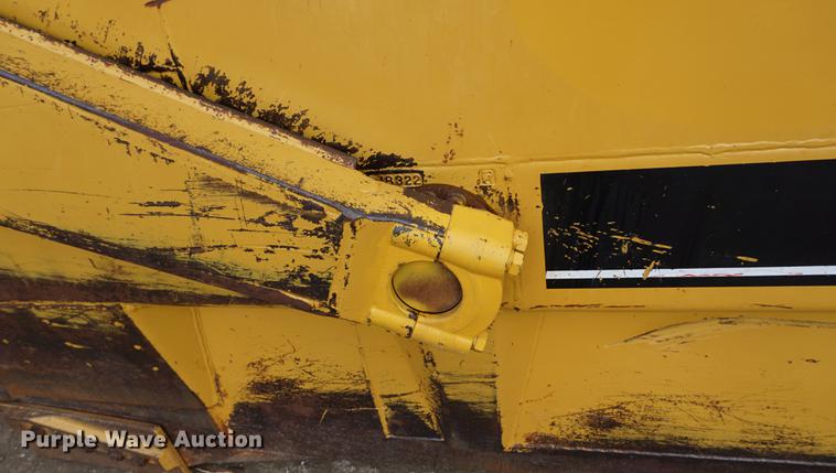 image for item DB0496 1985 Caterpillar 621B conventional scraper
