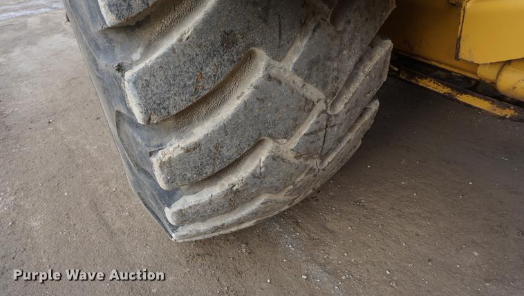 image for item DB0496 1985 Caterpillar 621B conventional scraper