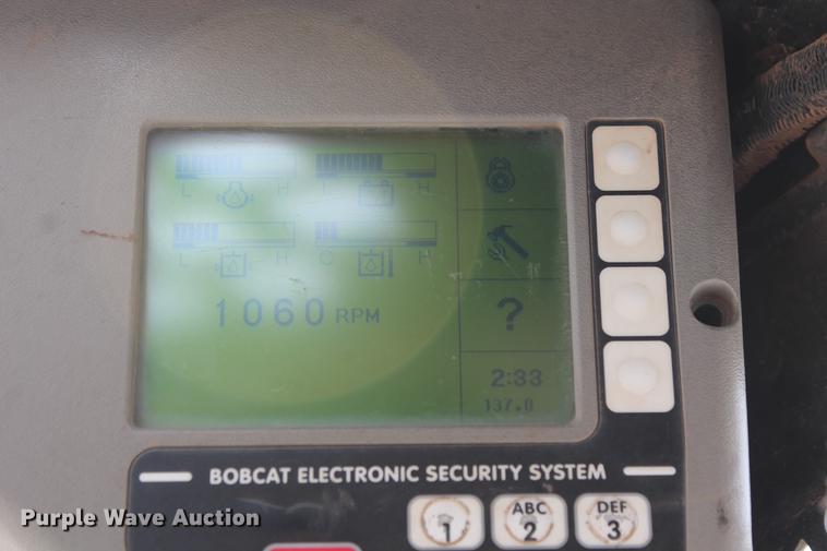 image for item DB5122 2006 Bobcat S250 skid steer