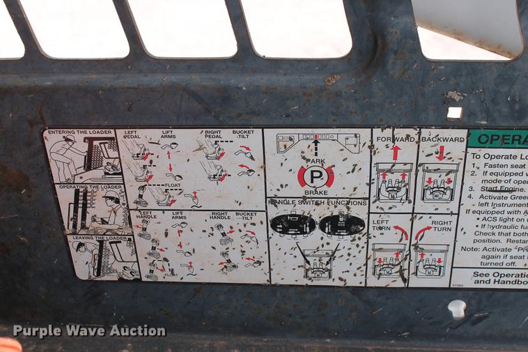 image for item DB5122 2006 Bobcat S250 skid steer