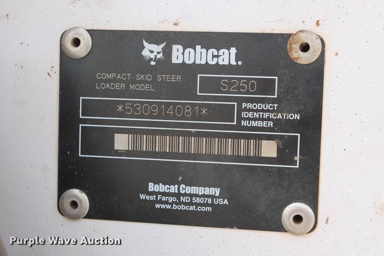 image for item DB5122 2006 Bobcat S250 skid steer