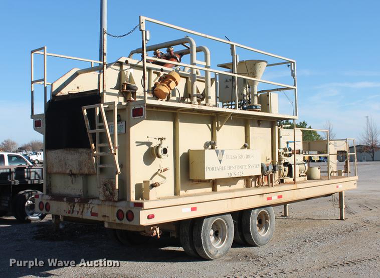 image for item DB5128 1999 Tulsa Rig Iron MSC-325 portable bentonite mud mixing system