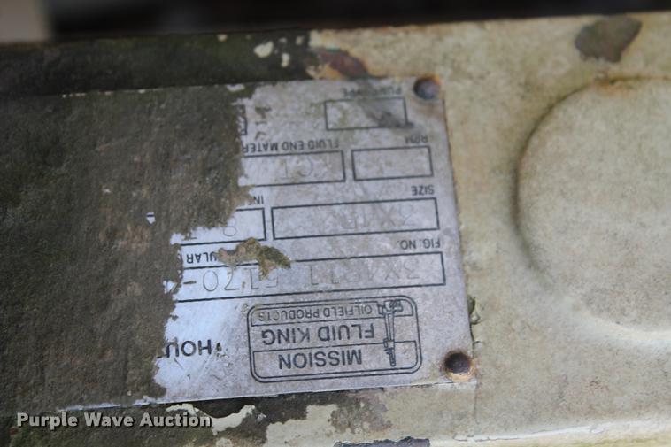 image for item DB5128 1999 Tulsa Rig Iron MSC-325 portable bentonite mud mixing system