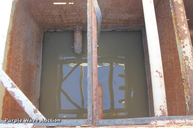 image for item DB5128 1999 Tulsa Rig Iron MSC-325 portable bentonite mud mixing system