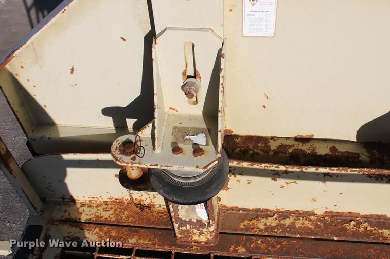 image for item DB5128 1999 Tulsa Rig Iron MSC-325 portable bentonite mud mixing system