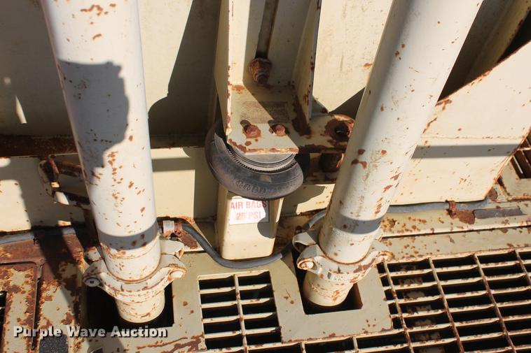 image for item DB5128 1999 Tulsa Rig Iron MSC-325 portable bentonite mud mixing system