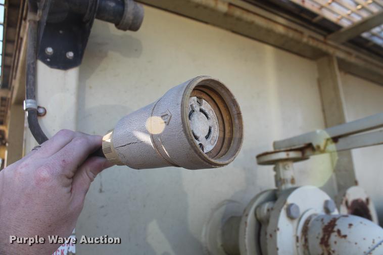 image for item DB5128 1999 Tulsa Rig Iron MSC-325 portable bentonite mud mixing system