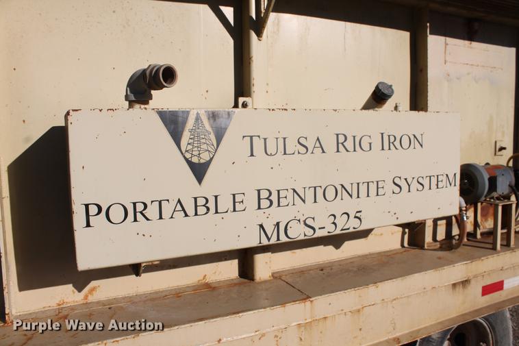 image for item DB5128 1999 Tulsa Rig Iron MSC-325 portable bentonite mud mixing system