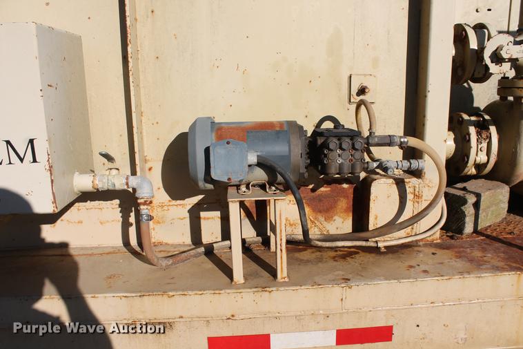 image for item DB5128 1999 Tulsa Rig Iron MSC-325 portable bentonite mud mixing system