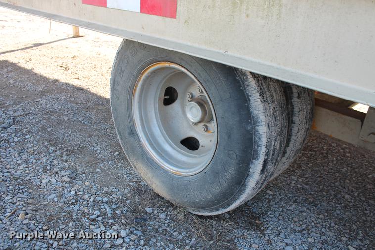 image for item DB5128 1999 Tulsa Rig Iron MSC-325 portable bentonite mud mixing system