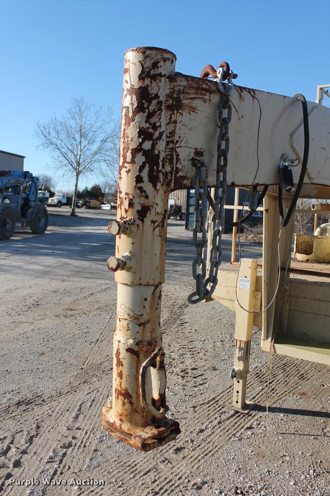 image for item DB5128 1999 Tulsa Rig Iron MSC-325 portable bentonite mud mixing system