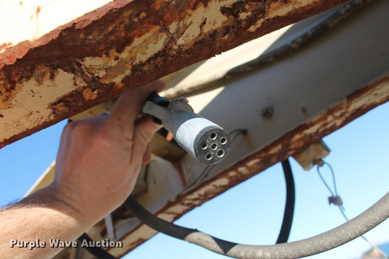 image for item DB5128 1999 Tulsa Rig Iron MSC-325 portable bentonite mud mixing system