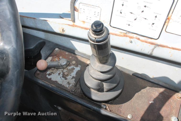 image for item DB5129 2007 Genie GTH-844 telehandler