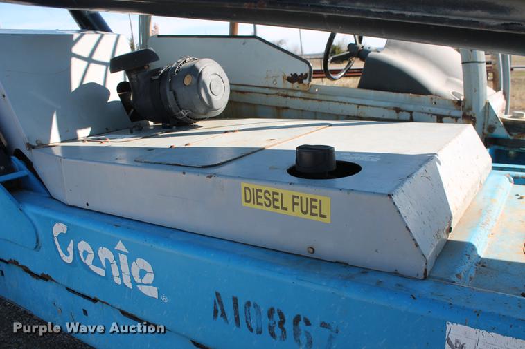 image for item DB5129 2007 Genie GTH-844 telehandler