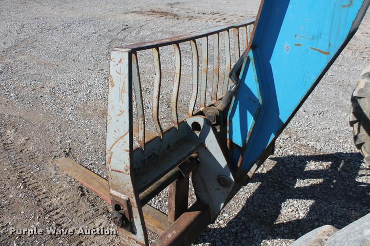 image for item DB5129 2007 Genie GTH-844 telehandler