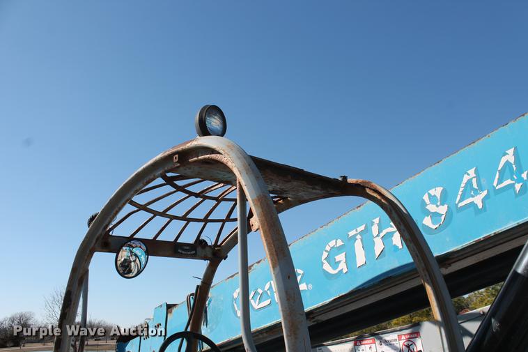 image for item DB5129 2007 Genie GTH-844 telehandler