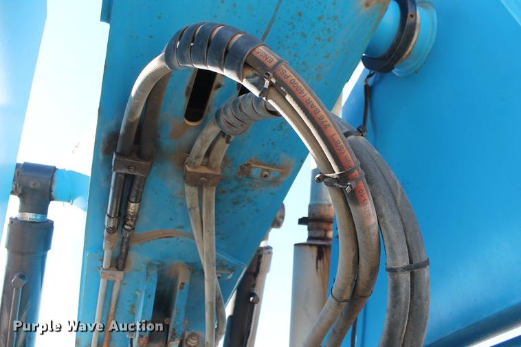 image for item DB5129 2007 Genie GTH-844 telehandler