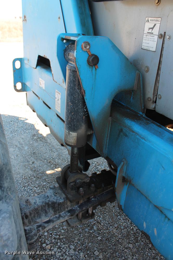 image for item DB5129 2007 Genie GTH-844 telehandler
