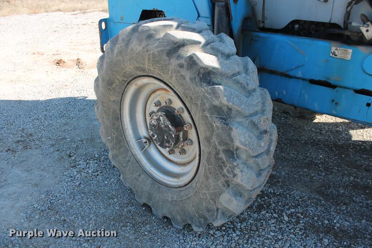 image for item DB5129 2007 Genie GTH-844 telehandler