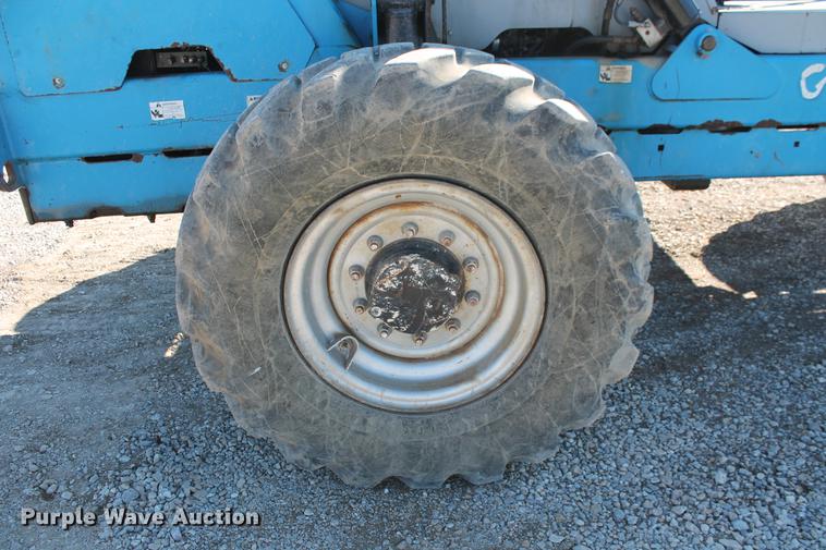image for item DB5129 2007 Genie GTH-844 telehandler