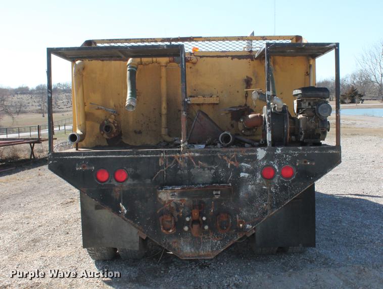 image for item DB5130 1990 Kenworth T600 tank truck