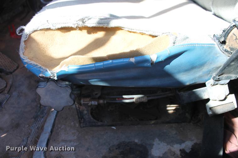 image for item DB5130 1990 Kenworth T600 tank truck