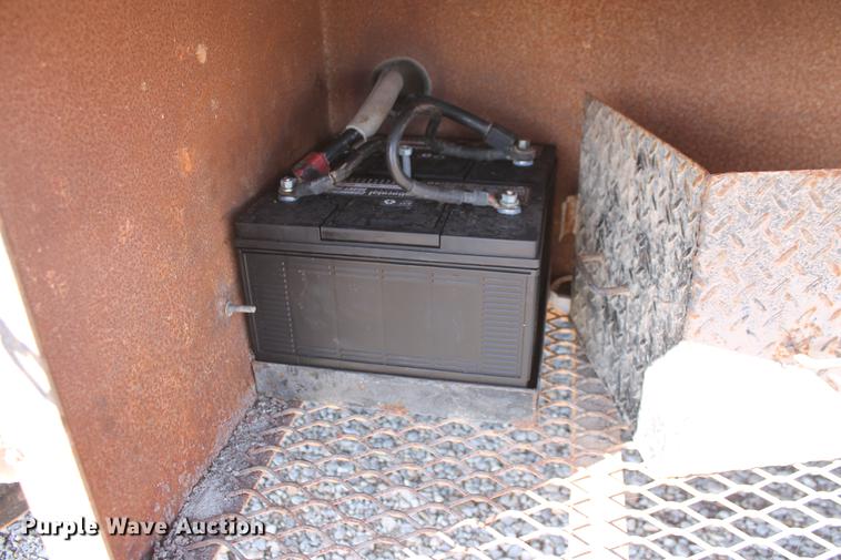 image for item DB5130 1990 Kenworth T600 tank truck