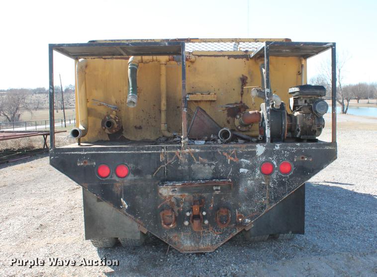 image for item DB5130 1990 Kenworth T600 tank truck