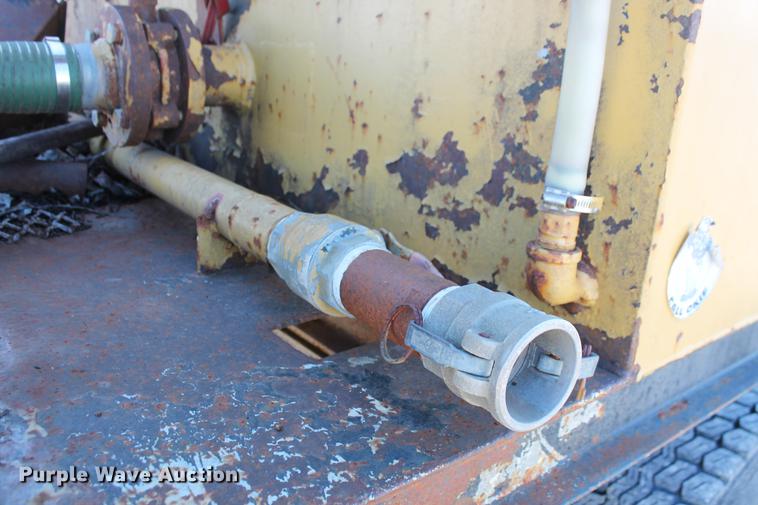 image for item DB5130 1990 Kenworth T600 tank truck