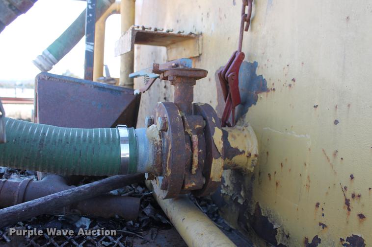 image for item DB5130 1990 Kenworth T600 tank truck