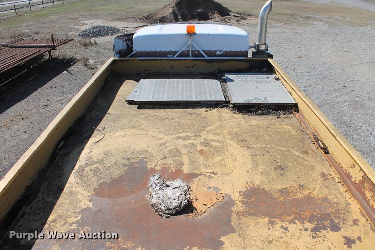 image for item DB5130 1990 Kenworth T600 tank truck