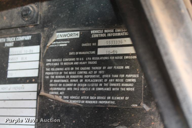 image for item DB5130 1990 Kenworth T600 tank truck