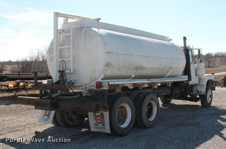 image for item DB5131 1973 Mack RL600L water truck