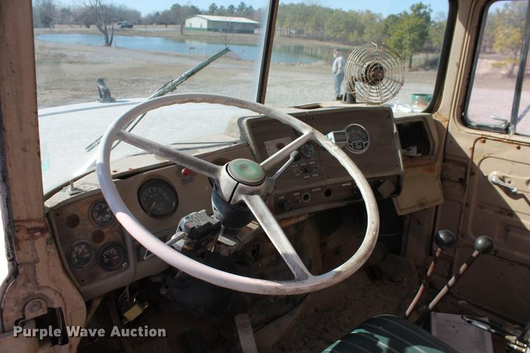 image for item DB5131 1973 Mack RL600L water truck