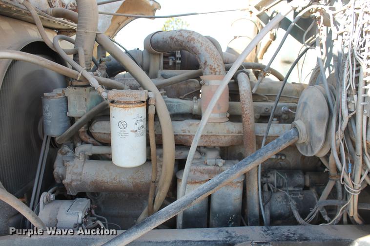 image for item DB5131 1973 Mack RL600L water truck